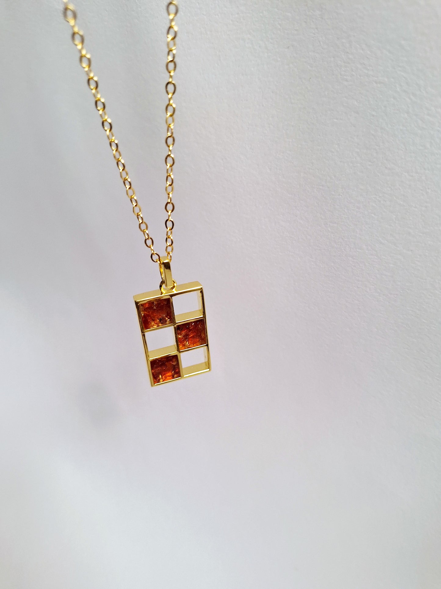 Gold Red Garnet Bao Necklace