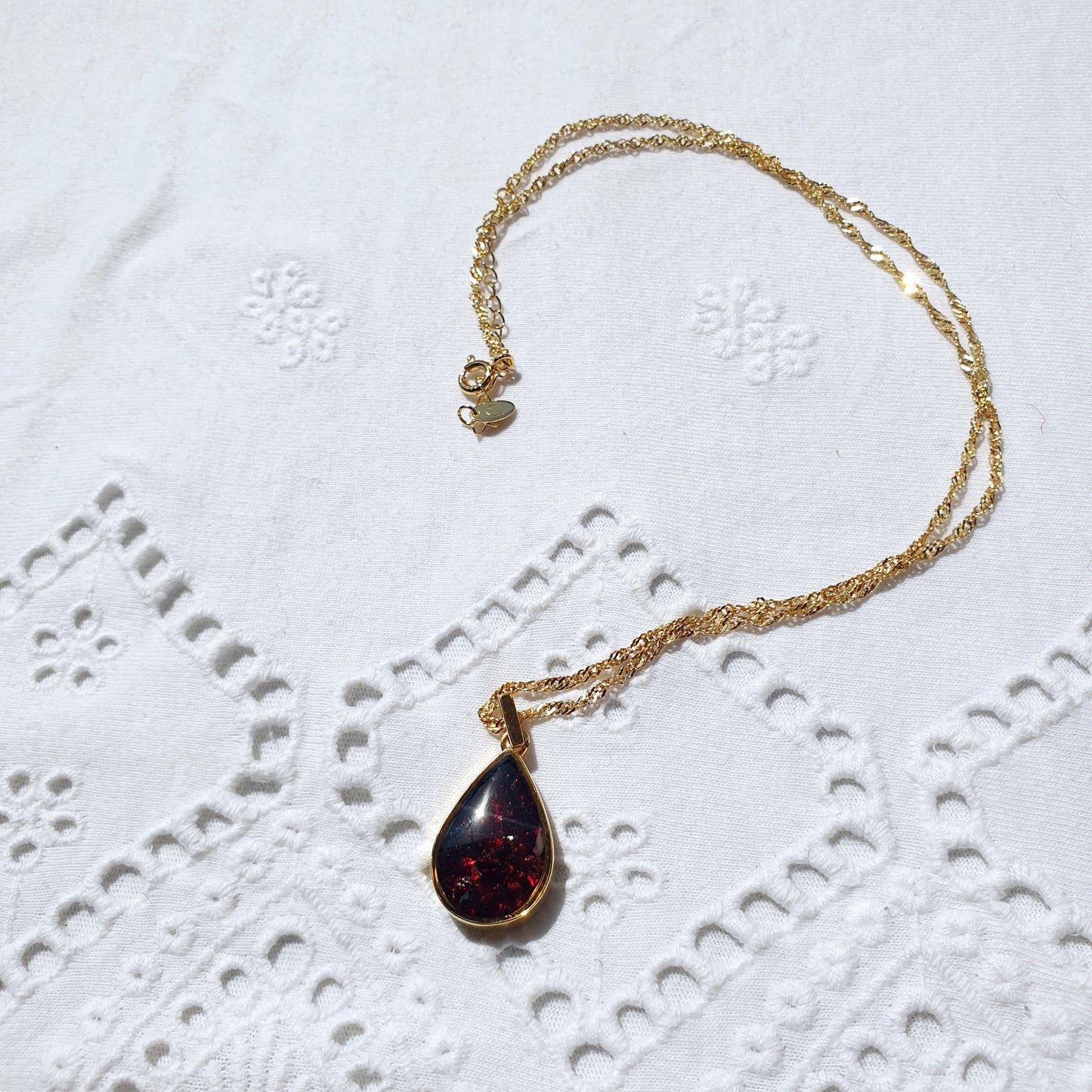 Gold Pyrope Chozi Necklace
