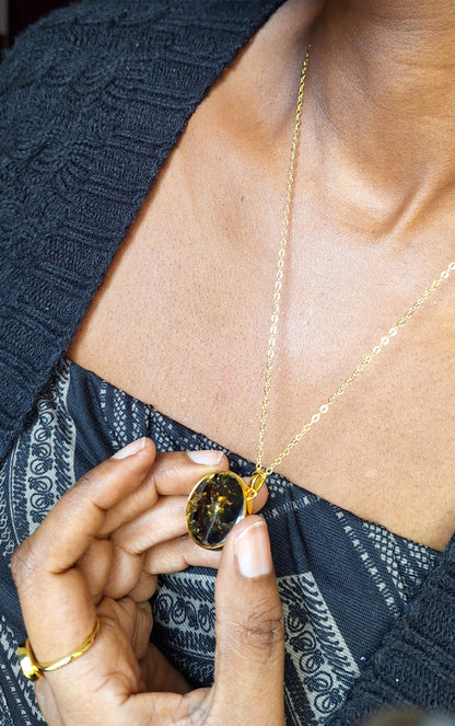 Gold Duara Gemstones Necklace
