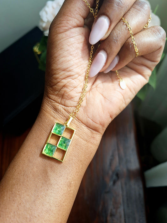 Gold Tsavorite Bao Necklace