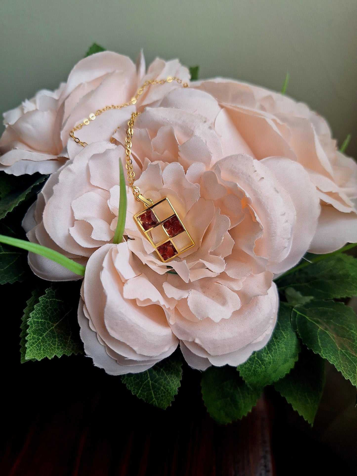 Gold Red Garnet Bao Necklace