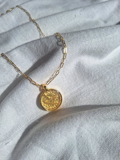 Gold Mini Duara Quartz Pendant