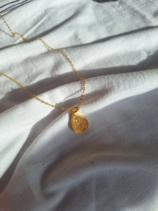 Gold Quartz Chozi Necklace