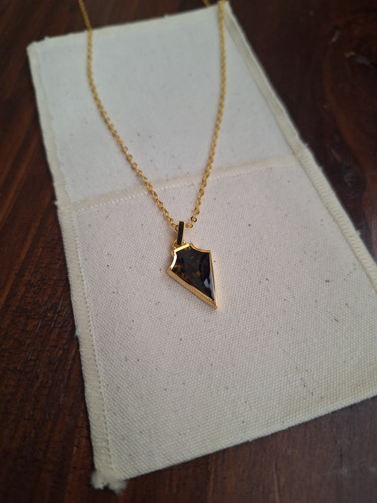 Gold Ngao Black Tourmaline Necklace
