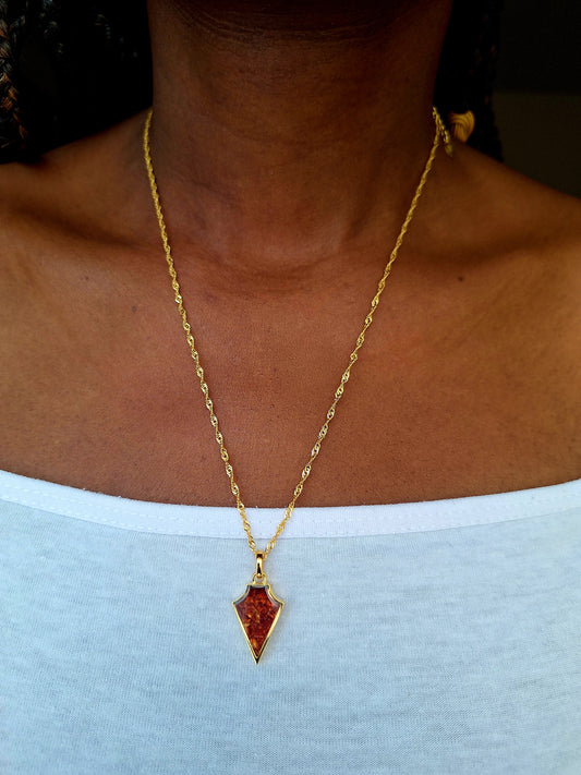 Gold Ngao Red Garnet Necklace