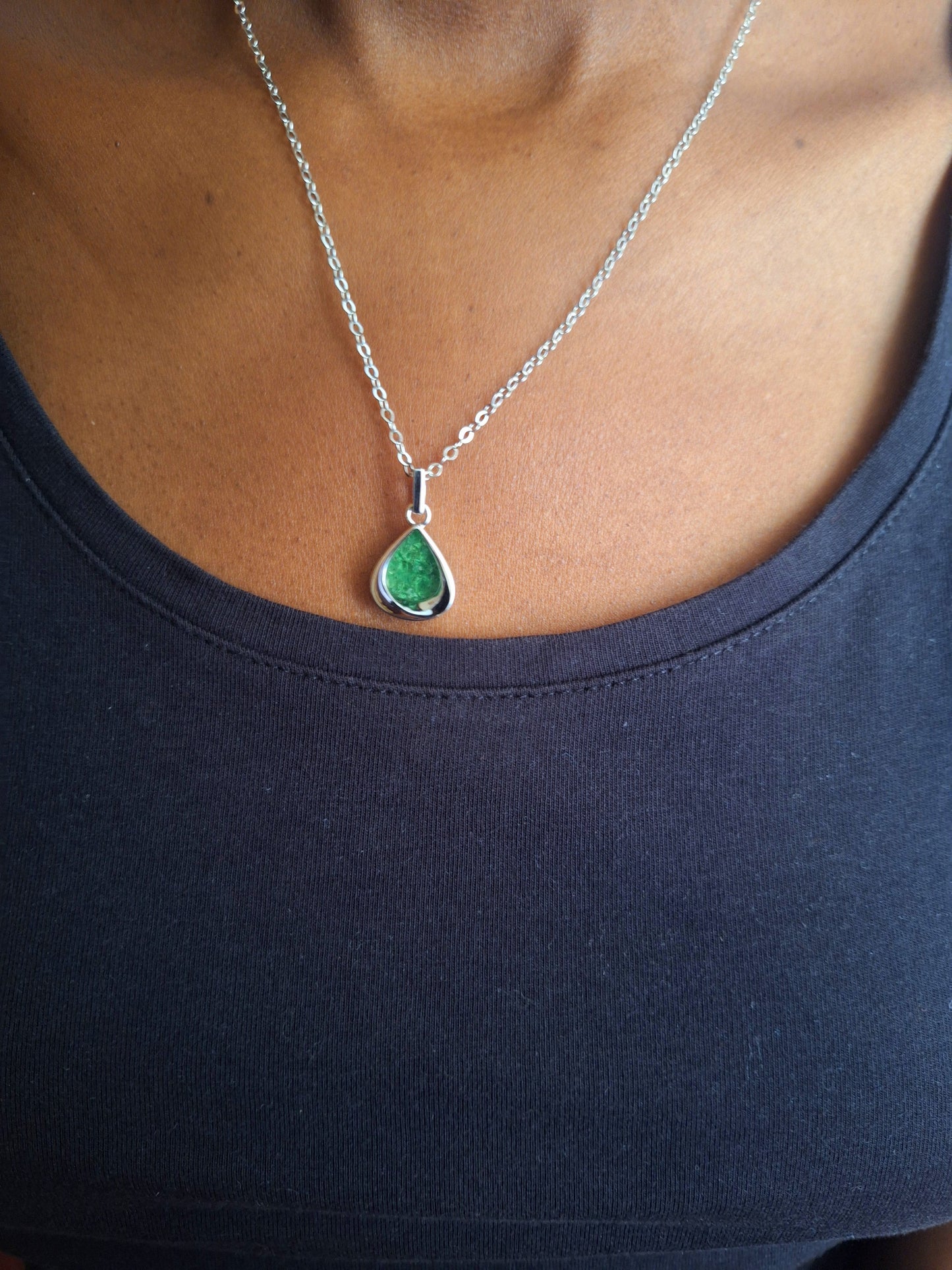 Silver Mao Tsavorite Necklace