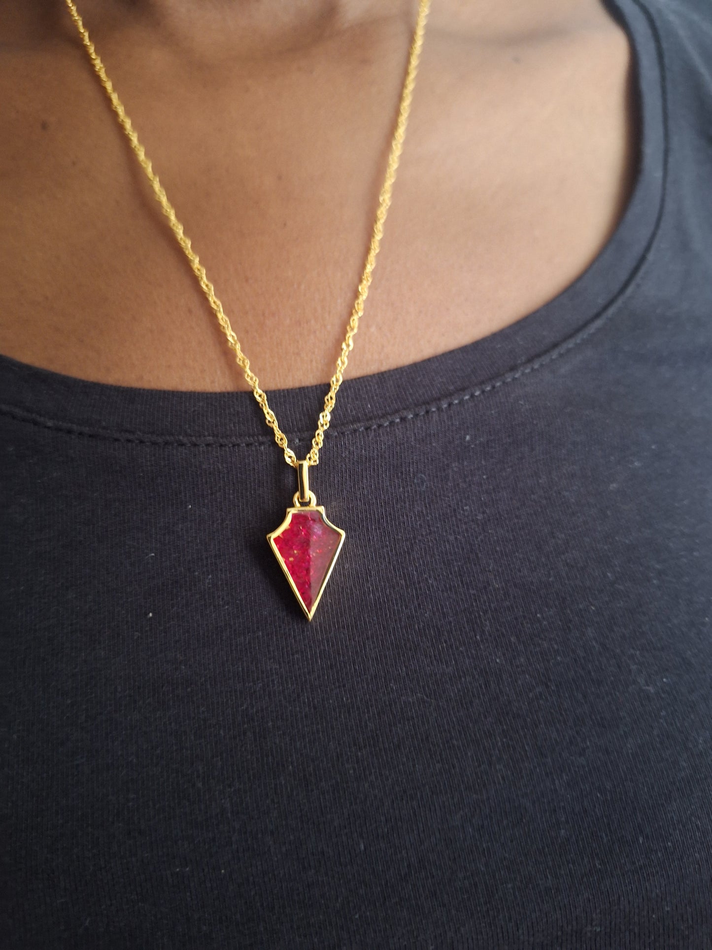 Gold Ngao Ruby Necklace