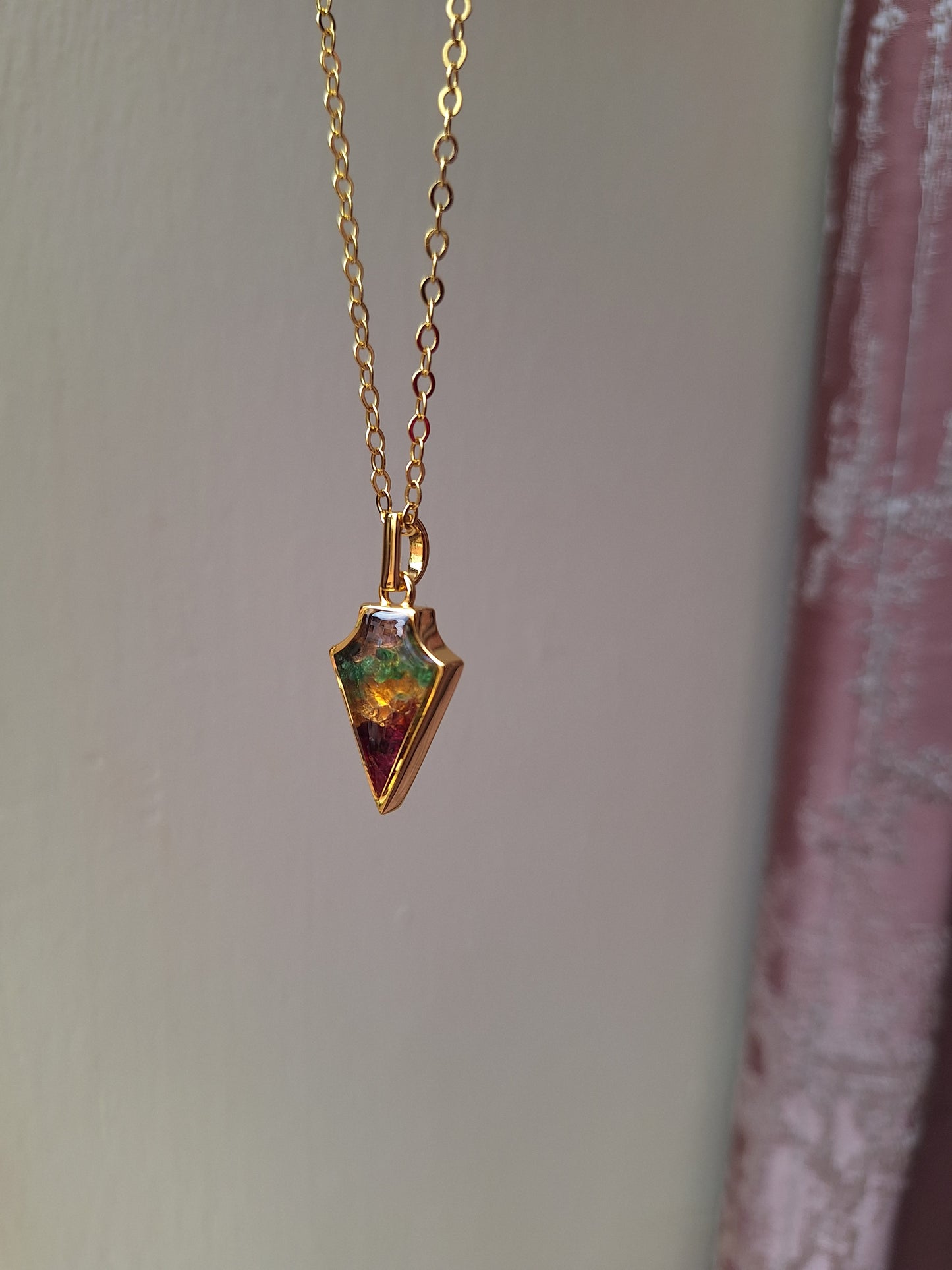 Gold Ngao Rainbow Necklace