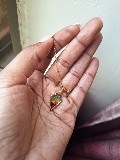 Gold Ngao Rainbow Necklace