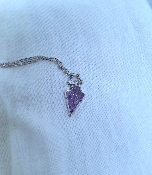 Silver Ngao Amethyst Necklace