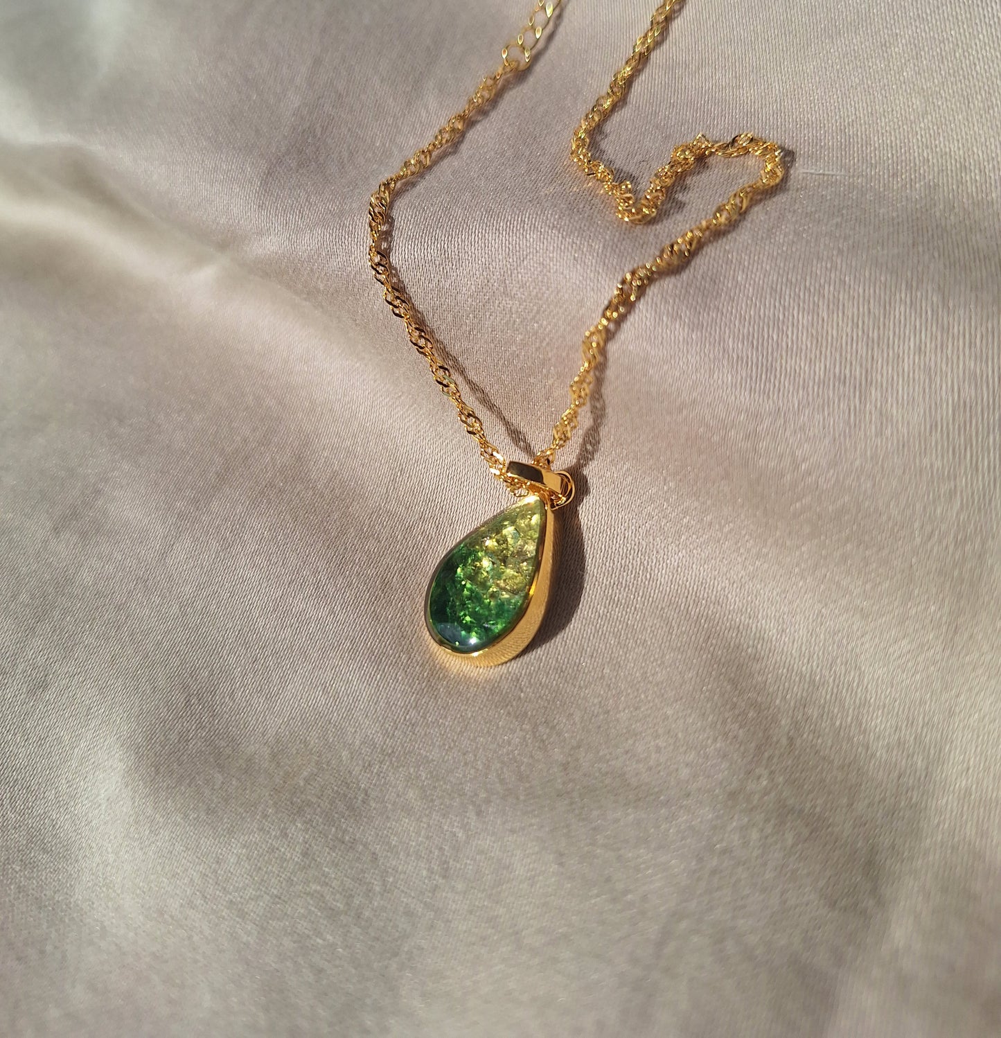 Gold Tsavorite Ombre Chozi Necklace