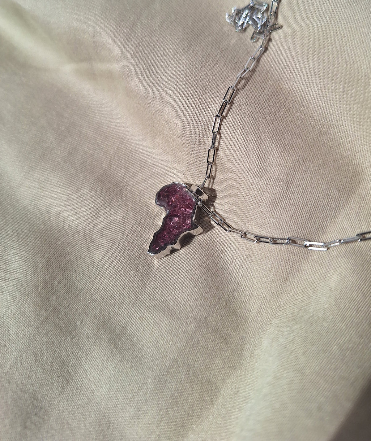 Silver Rhodolite Mini Afrika Necklace