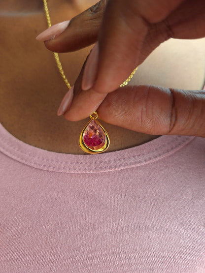 Gold Pink Delight Mao Necklace