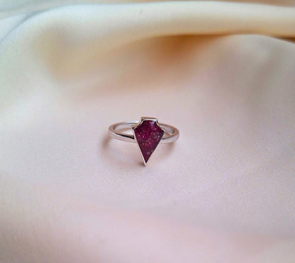Silver Ruby Ngao Ring