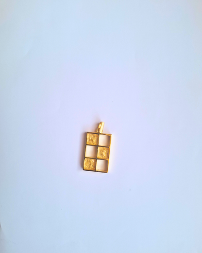 Gold Quartz Bao Pendant